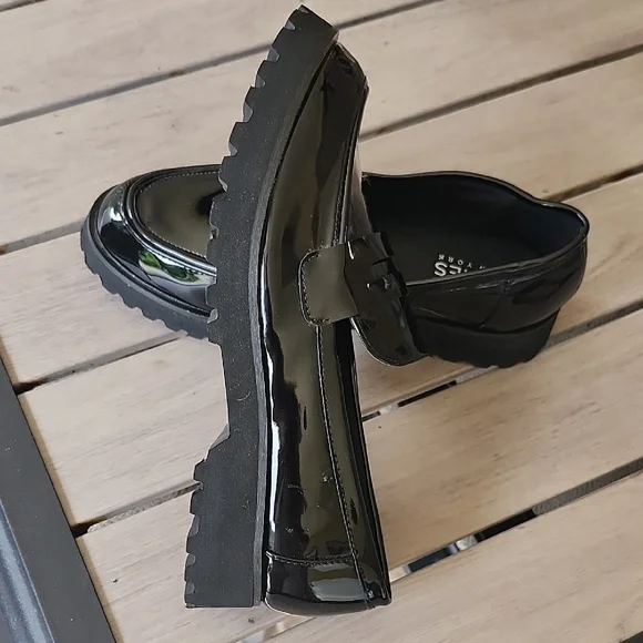 Jones New York Glossy Black Footwear - Picture 4 of 7